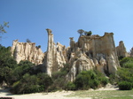 SX27786 Les Orgues (sandstone chimneys) in the Tet valley.jpg